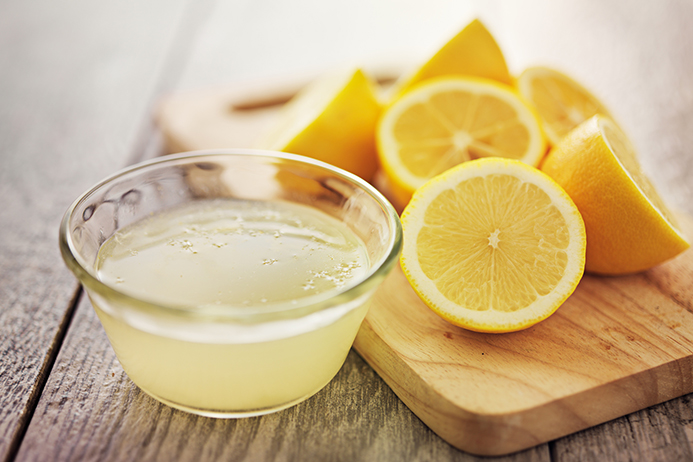 vitamin c in lemon water